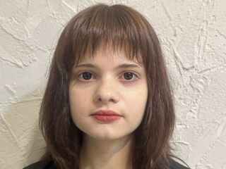 nude webcamgirl LillyMilly