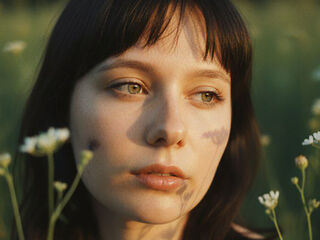 webcam girl chatroom LiluSoto