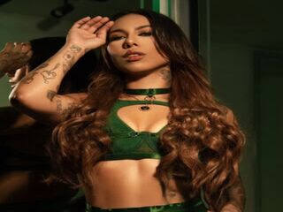 fingering girl cam picture LilyHarpers