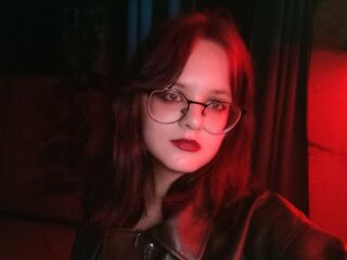 camgirl masturbating with vibrator LinaSeressa