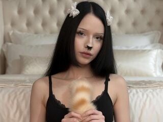 camgirl fingering bald pussy LoraineWebley