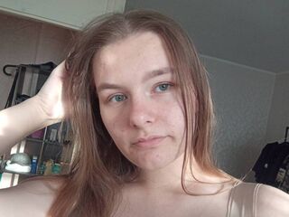 naughty cam girl fingering shaved pussy LucilleDeinert