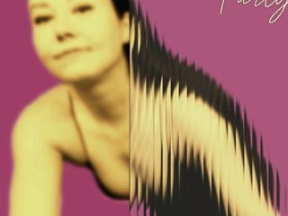 nude cam girl photo LucyLevatto