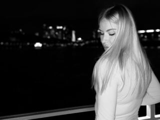 adult live cam MariBrandel