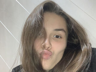 shaved pussy webcam MarissaFitzen