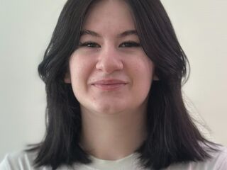 naughty camgirl masturbating with vibrator MaymeSoptick