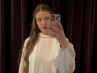 fingering camgirl video MeridethYaffe