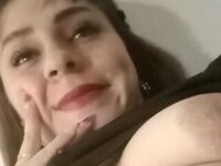 girl topless MiaFons