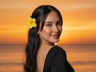 shower web cam MindyStone