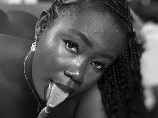 real live cam pic MonaReign