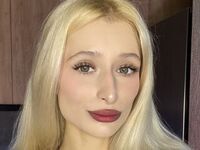 naked cam girl MonicaBarbies