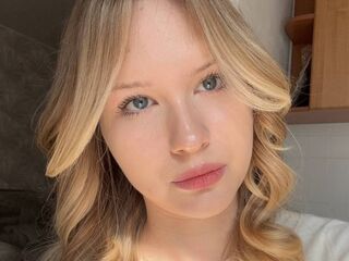 free nude webcam NanceyMonteverde