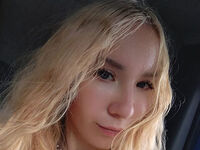 camwhore shaved pussy NikaFrosha