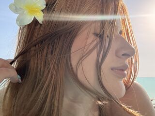 camslut topless NoraVennucci