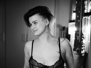 Kinky webcam girl PeachBev