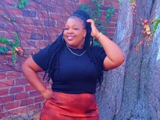 teaser web cam PearlyBrown