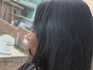 camgirl masturbating with sextoy PriyaSengar