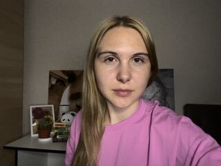 beautiful girl cam RamonaPanah