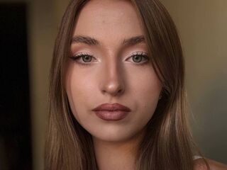 beautiful girlcam RoseleeMales