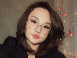 girl naked ShielaQuam