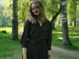 adult webcam chat room TiffaniMcinturff