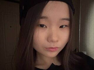 camgirl playing with sex toy TovaHainer