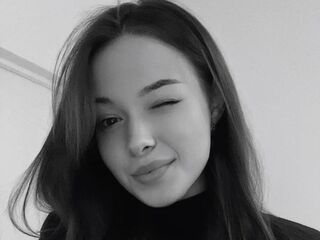 masturbating webcamgirl WaytiSin