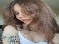 cam girl playing with dildo WilliamSith
