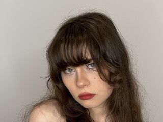 topless webcamgirl WynonaGalindo