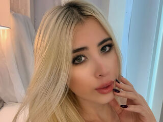 naked girl with cam fingering ZaraVelvettt