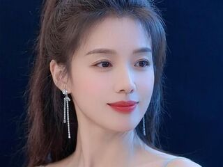 camwhore fingering pussy liyufei